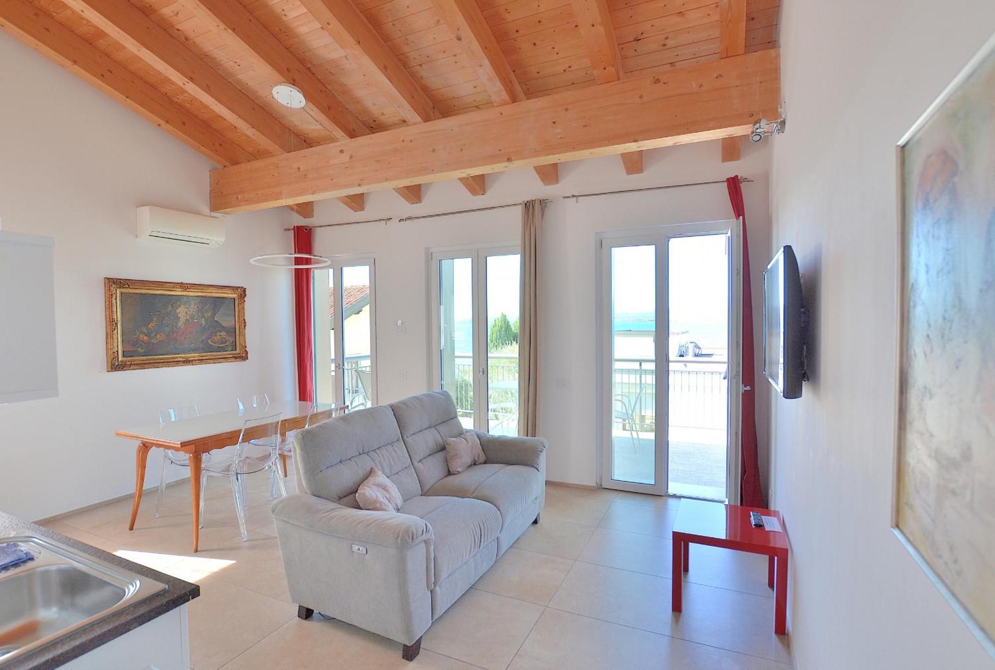 South Apartment With Pool Torri Del Benaco Eksteriør bilde