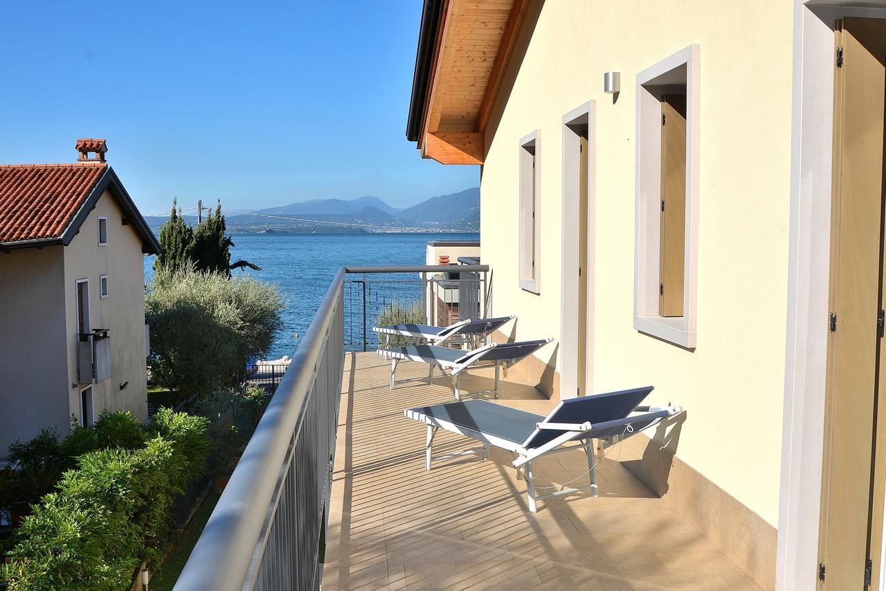 South Apartment With Pool Torri Del Benaco Eksteriør bilde